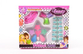 Maquillaje infantil con uñas BEAUTY (1).jpg